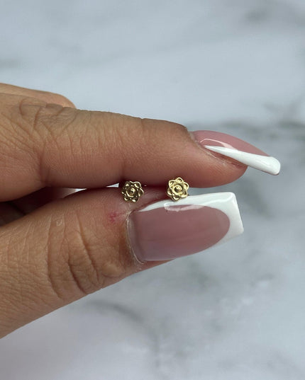 Topos Flor / 0,48 Gr / Oro amarillo 18k