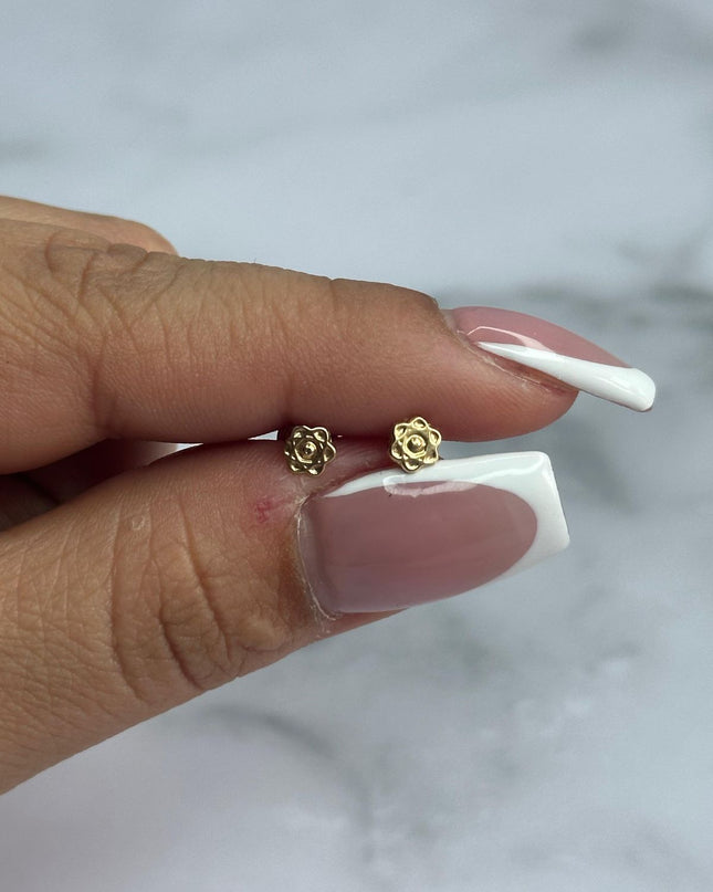 Topos Flor / 0,48 Gr / Oro amarillo 18k