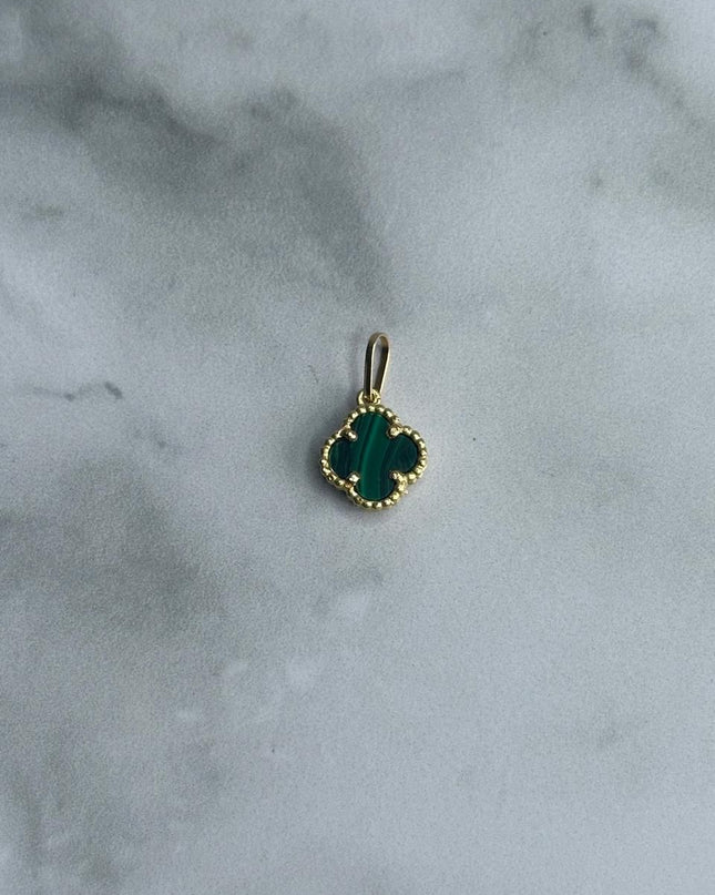 Dije casting trebol verde / 1,06 Gr / Oro amarillo 18k