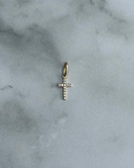Dije casting cruz pequeña / 0,36 Gr / Oro amarillo 18k