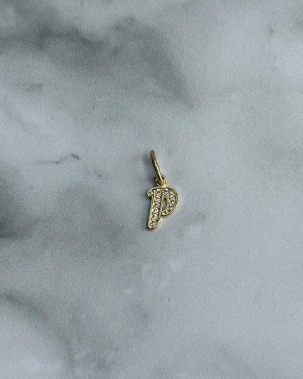 Dije casting letra P / 0,64 Gr / Oro amarillo 18k