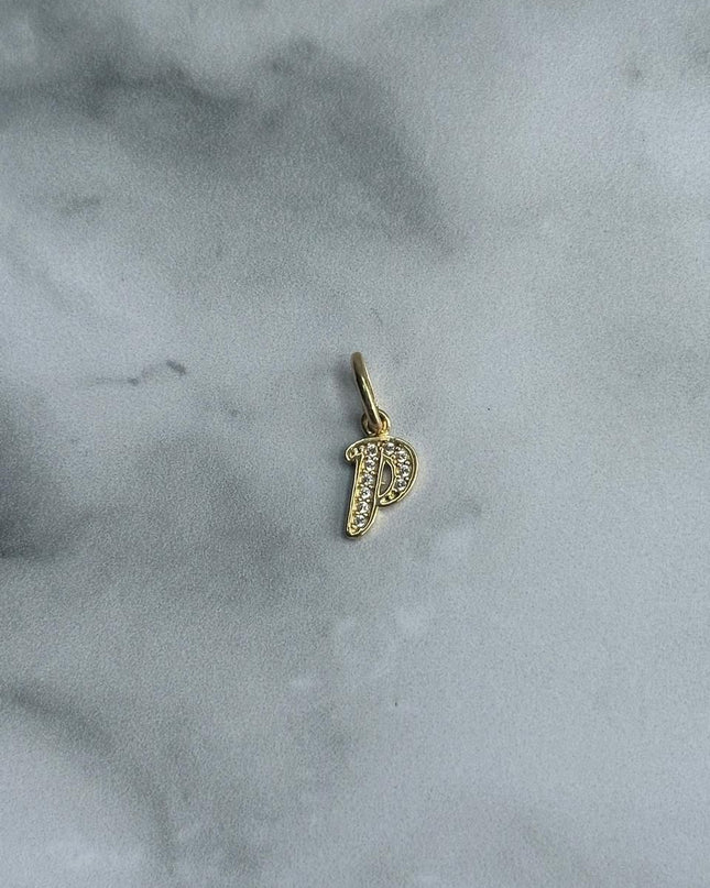 Dije casting letra P / 0,64 Gr / Oro amarillo 18k