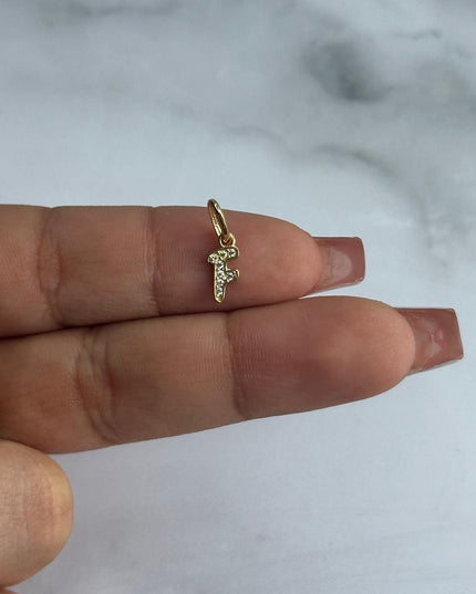 Dije casting letra F / 0,44 Gr / Oro amarillo 18k