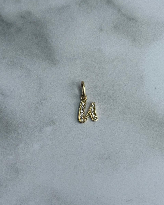 Dije casting letra U / 0,72 Gr / Oro amarillo 18k