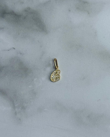 Dije casting letra E / 0,80 Gr / Oro amarillo 18k