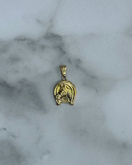 Dije herradura con caballo doble cara / 0,95 Gr / Oro amarillo 18k