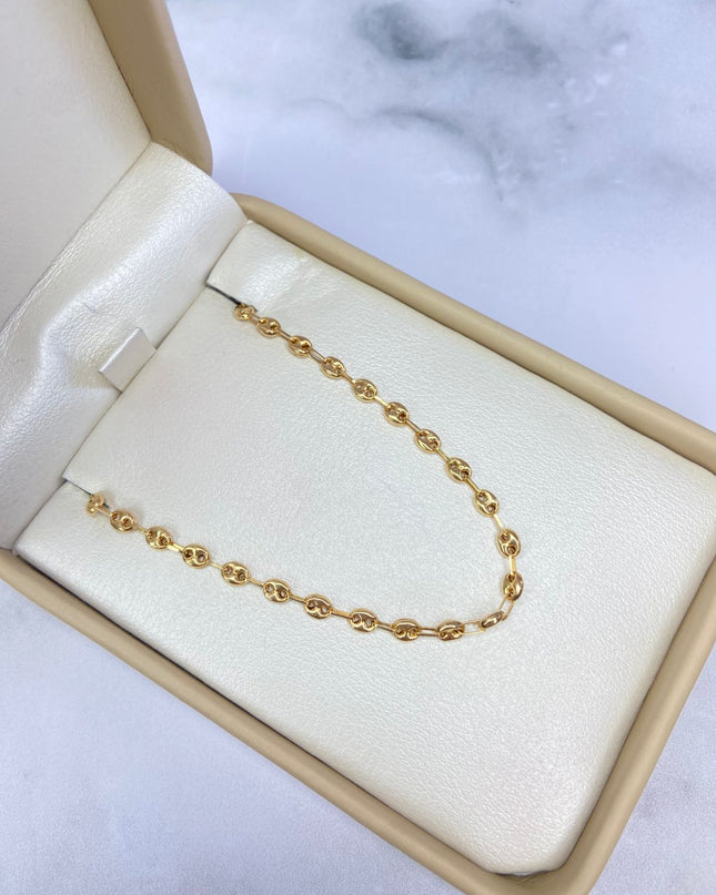Pulso gc liso mediano / 2,36 Gr Broche 0,40 / 16,5 Cm / Oro amarillo 18k