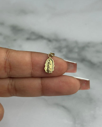 Dije virgen guadalupe silueta / 0,38 Gr / 1,3 Cm / Oro amarillo 18k