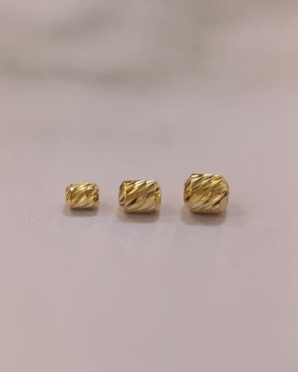 Herraje Barril #6 diamantado / 0,23 Gr / Oro amarillo 18k