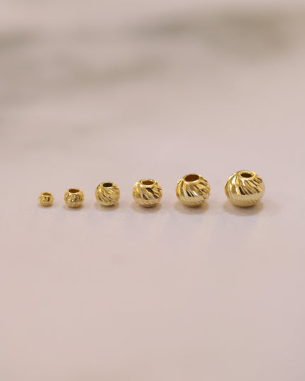 Balin diamantado #4 / 0.07 Gr / Oro amarillo 18k
