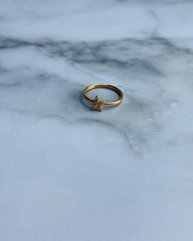 Anillo estrella / 1,24 Gr / Talla 7/5 / Oro amarillo 18k